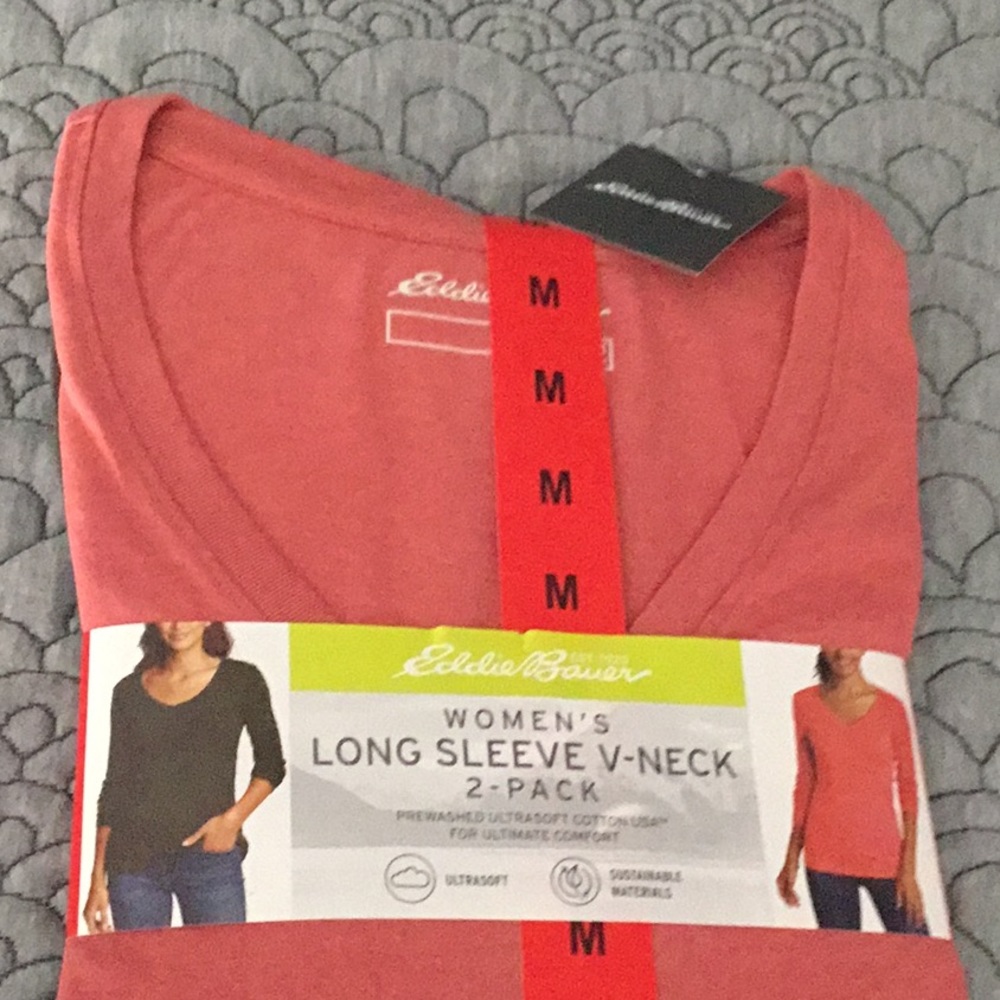 Eddie Bauer V Neck Women’s 2 pack medium